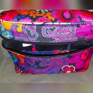 Vera Bradley  Make-up/Travel Bag